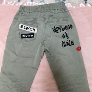 Rare Graffiti style graphic olive cargo pants size medium